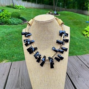 VINTAGE ANTHONY ALEXANDER GOLD TONE & BLACK LUCITE STATEMENT NECKLACE